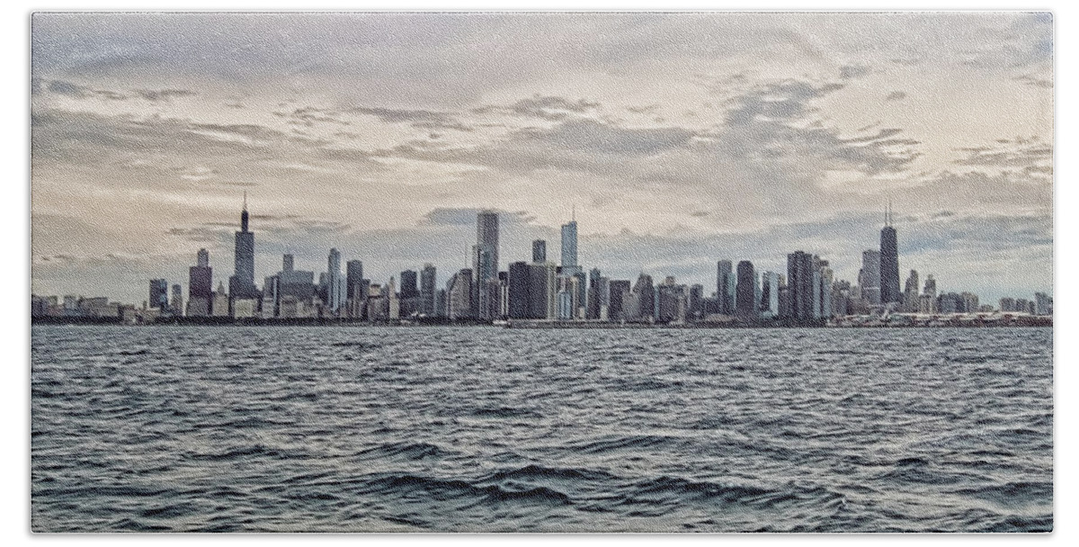 Chicago Skyline Beach Sheet featuring the photograph Chicago Skyline by Phyllis Taylor