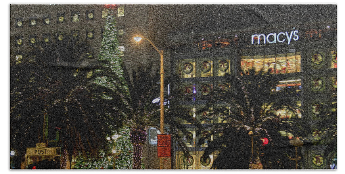 Bonnie Follett Beach Sheet featuring the photograph Christmas Tree at Union Square by Bonnie Follett