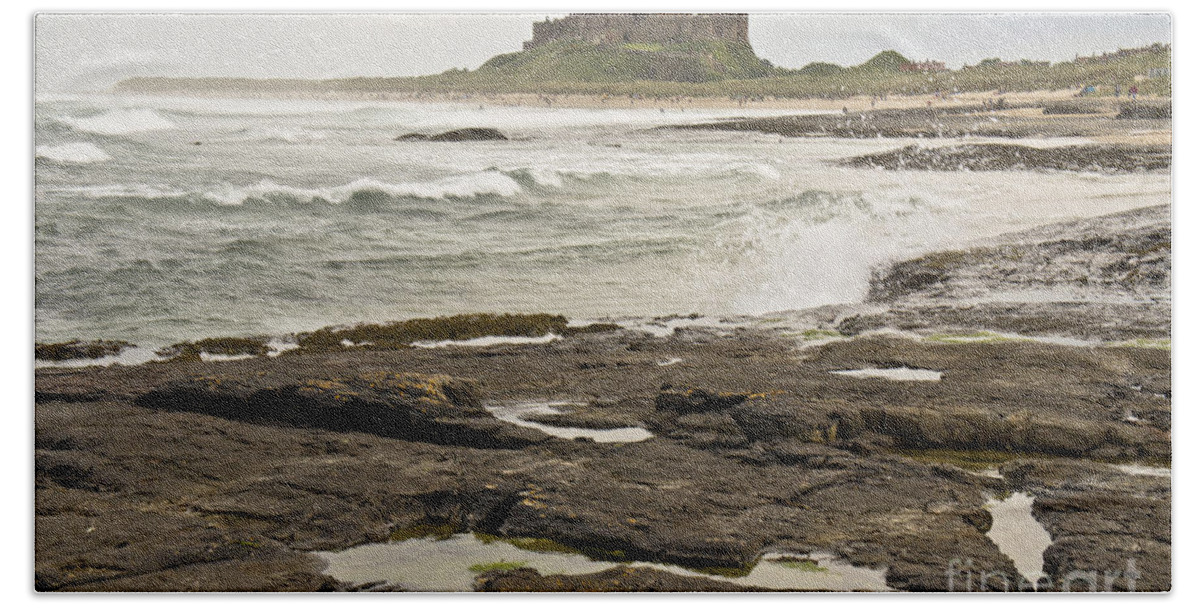 Seashore Beach Towel featuring the photograph Cold waves of Northumberland by Elena Perelman