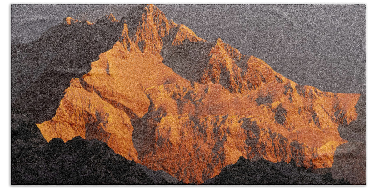 Feb0514 Beach Towel featuring the photograph Dawn On Kangchenjunga Talung by Colin Monteath