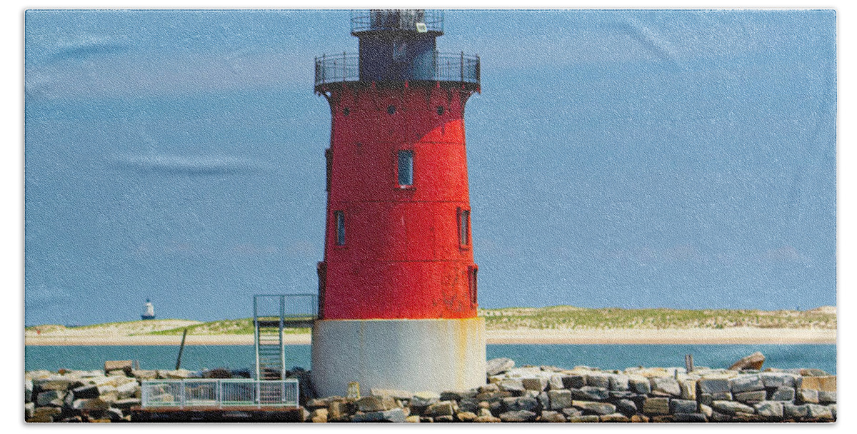 Breakwater Beach Towel featuring the photograph Delaware Breakwater Lighthouse by Nick Zelinsky Jr