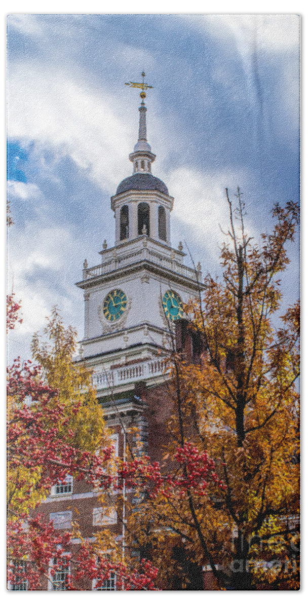 Fall Beach Towel featuring the photograph Fall at Independence Hall by Nick Zelinsky Jr
