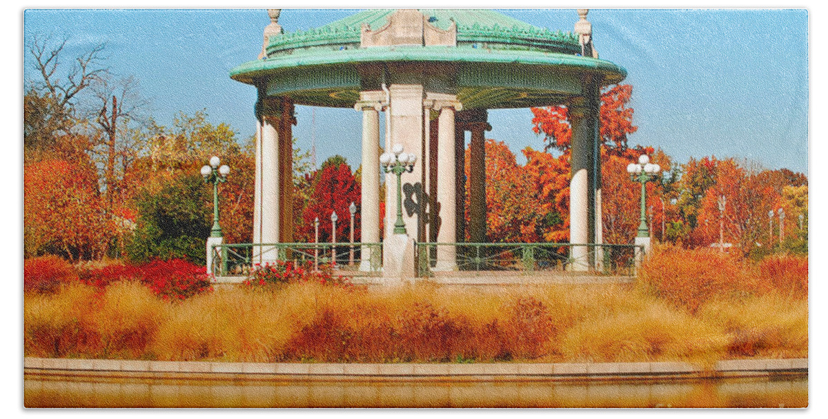 Landscape Beach Sheet featuring the photograph Forest Park Gazebo by Peggy Franz