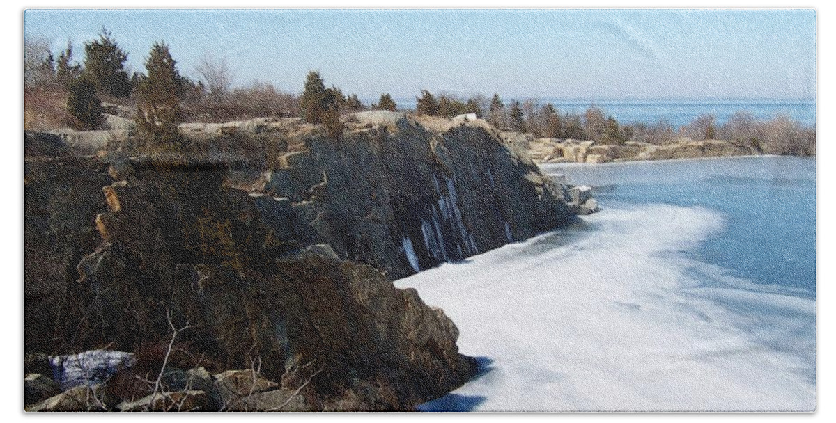 Halibut State Park Beach Towel featuring the photograph Frozen Quarry by Catherine Gagne