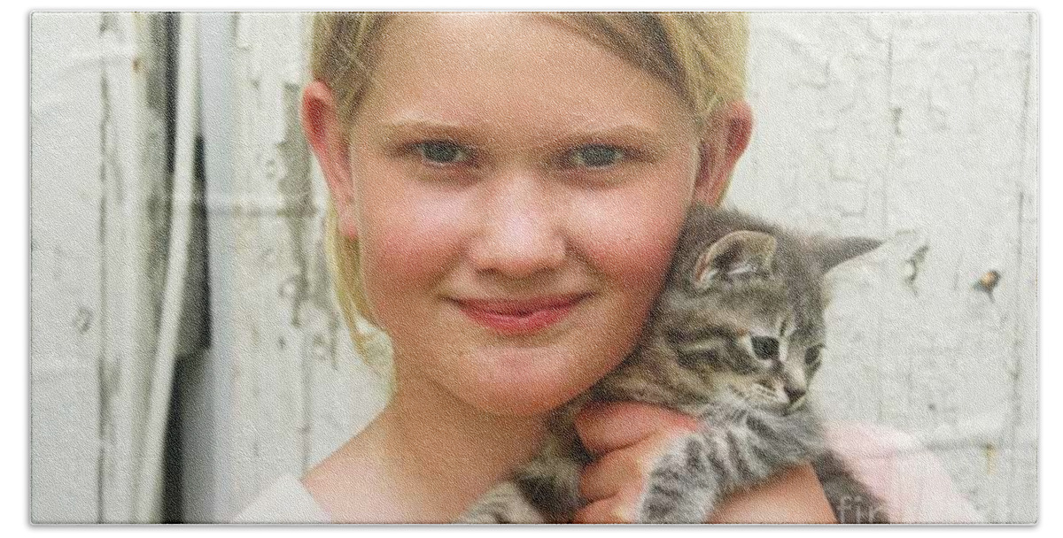 Girl With Kitten Foto Beach Sheet featuring the photograph Girl With Kitten by PainterArtist FIN