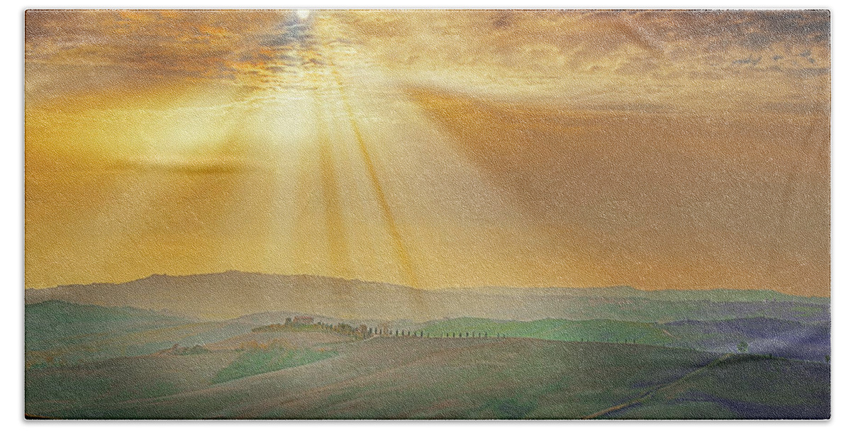 Tuscany Beach Sheet featuring the photograph Heavenly Rays by Midori Chan