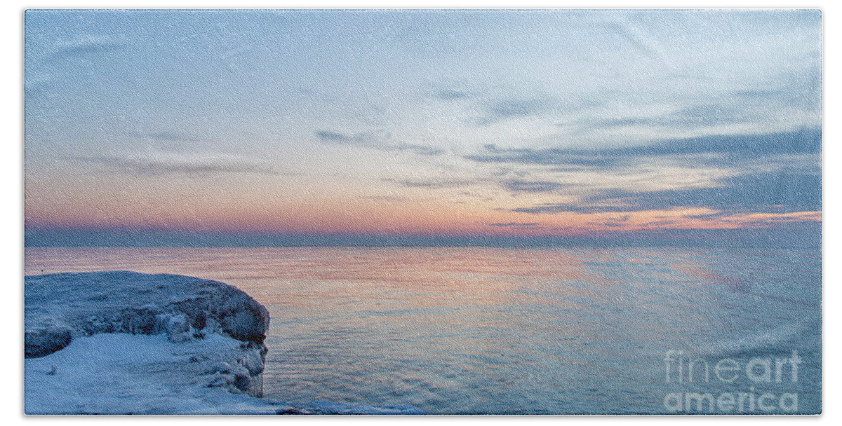 Bolder Point Beach Towel featuring the photograph Icy Rise by Andrew Slater
