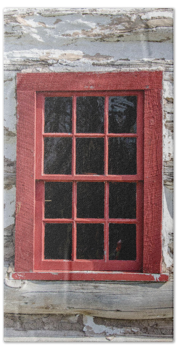 Clarence Ny Beach Towel featuring the photograph Landow Cabin Window by Guy Whiteley