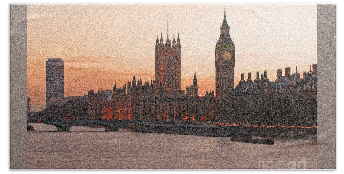 London Beach Sheet featuring the photograph London Lights by Ann Horn