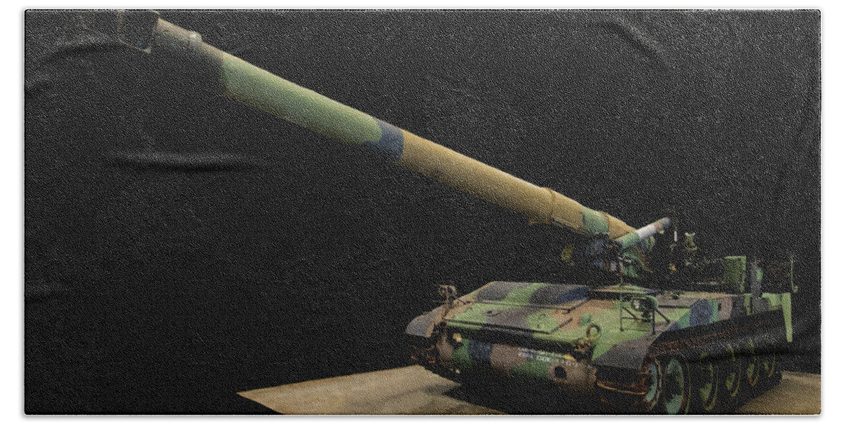 Aaf Tank Museum Beach Towel featuring the photograph M110a2 8 Inch Self Propelled Howitzer by Millard H. Sharp