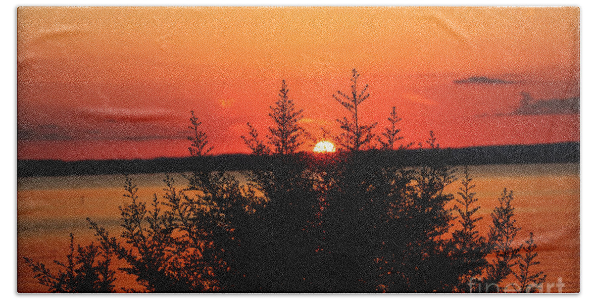 Sunset Beach Towel featuring the photograph Magic At Sunset by Ella Kaye Dickey