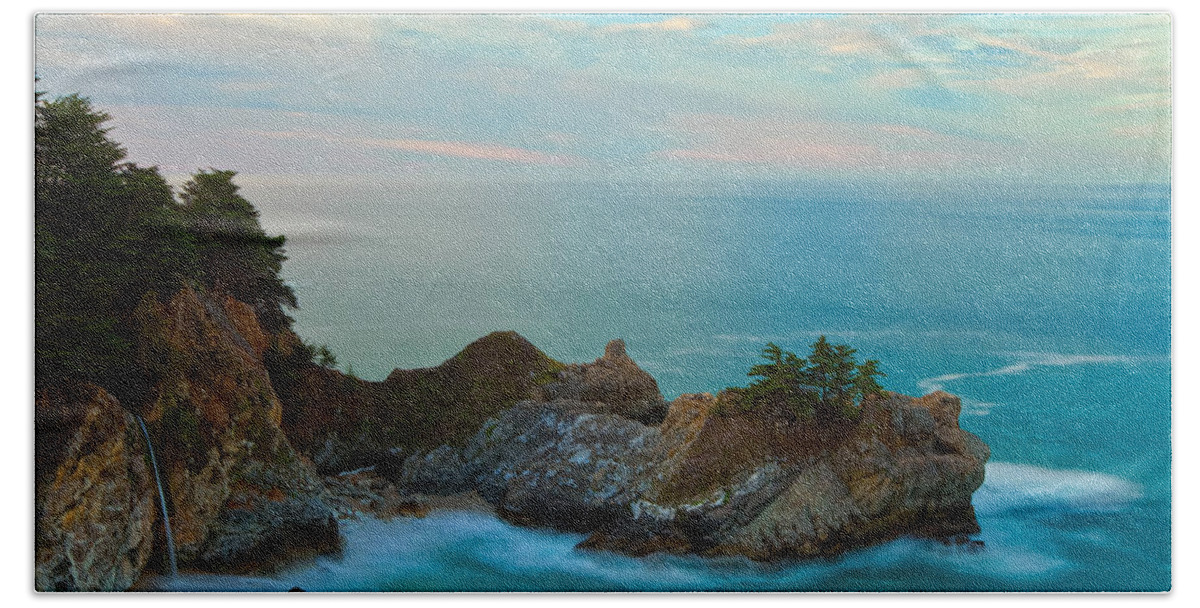 Coastline Beach Towel featuring the photograph McWay Falls At Sunrise by Jonathan Nguyen