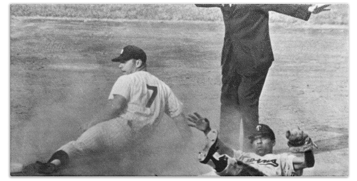 1961 Beach Towel featuring the photograph Mickey Mantle Steals Second by Underwood Archives