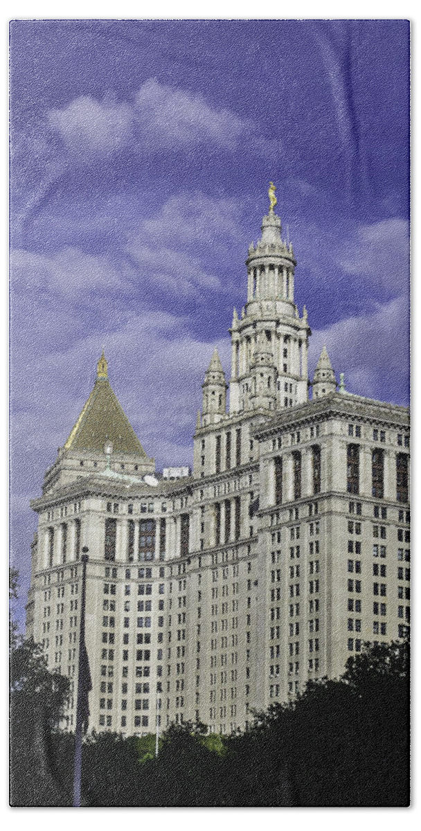 New York Beach Sheet featuring the photograph New York Municipal Building by Jatin Thakkar