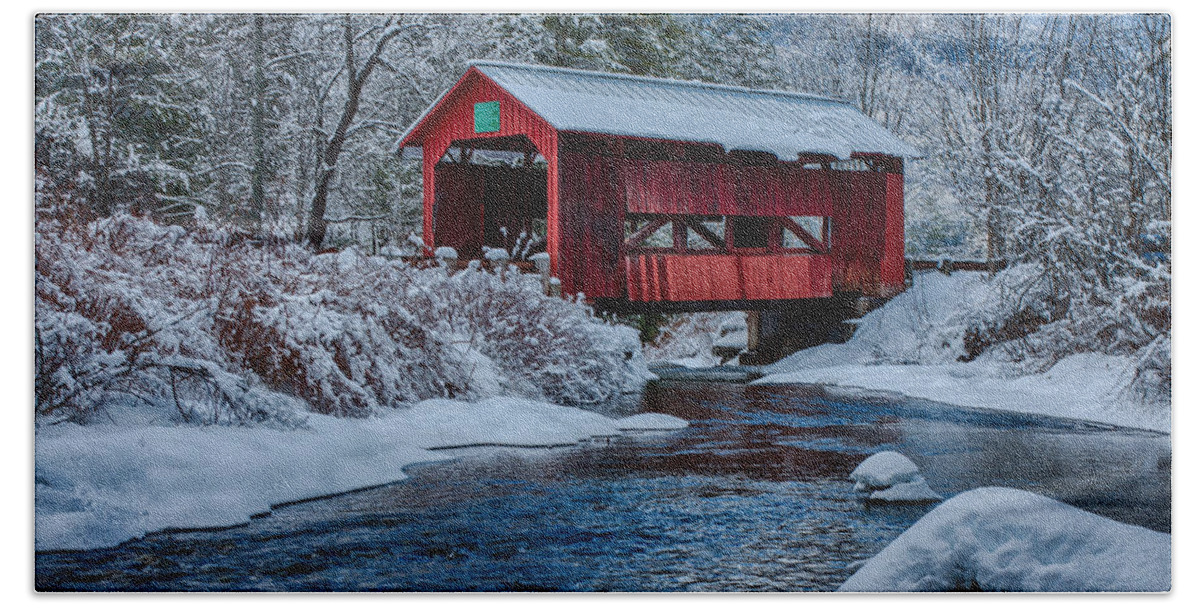 Covered Bridge Beach Towel featuring the photograph Northfield Vermont covered bridge by Jeff Folger