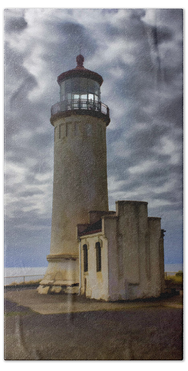 North Head Lighthouse Beach Towel featuring the photograph North Head Lighthouse by Cathy Anderson