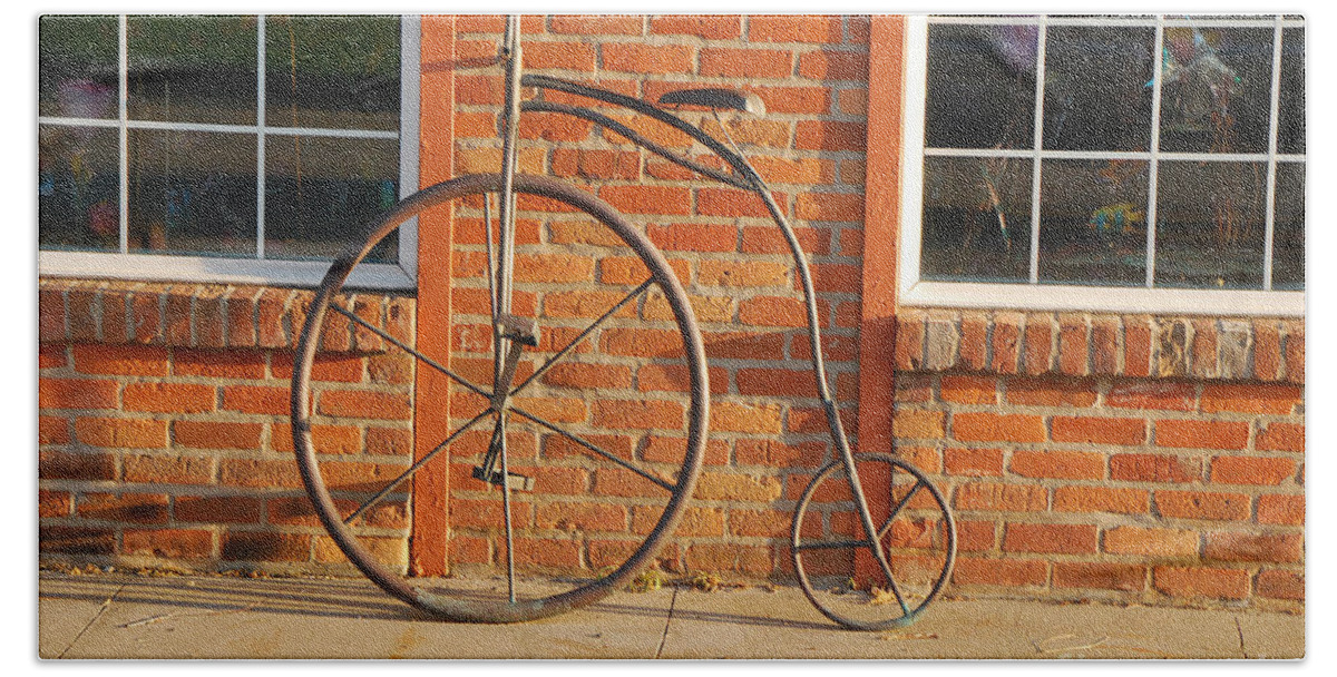 Sculpture Beach Towel featuring the photograph Old Bike by Mary Carol Story
