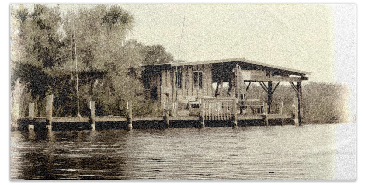 Florida Old Fish Shack Camp Waterway Palms Beach Towel featuring the photograph Old Florida Fish Shack by Alice Gipson