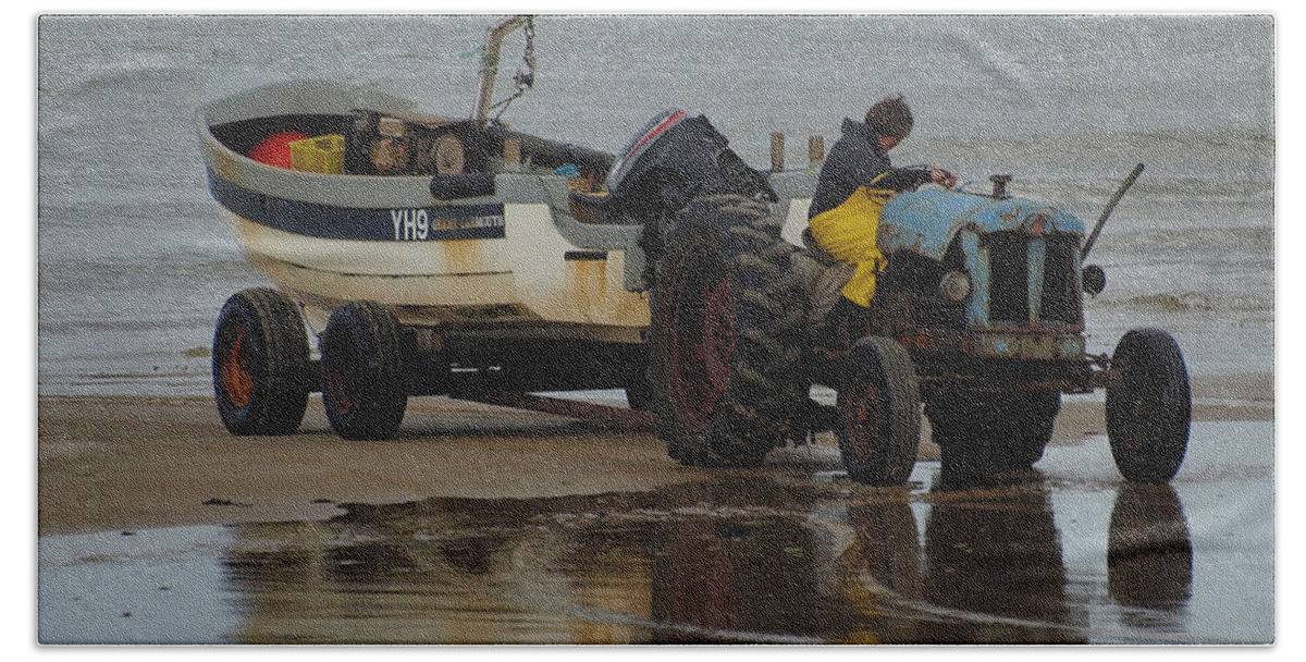Vehicles Beach Towel featuring the photograph Old Timer. by Richard Denyer