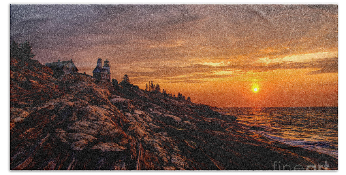 Atlantic Beach Towel featuring the photograph Pemaquid Sunrise by Jerry Fornarotto
