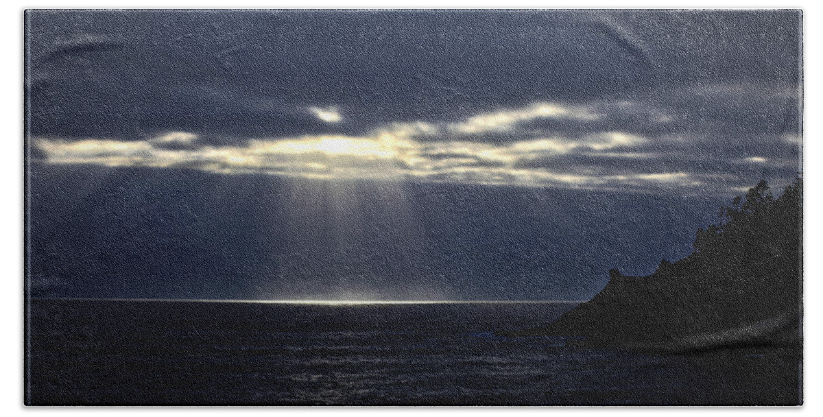 Sun Rays Beach Towel featuring the photograph Rays of hope at Cape Kiwanda Oregon by Tiana McVay