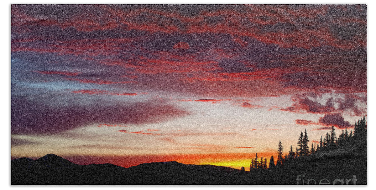 Echo Lake Sunset Beach Towel featuring the photograph Red Sky by Jim Garrison