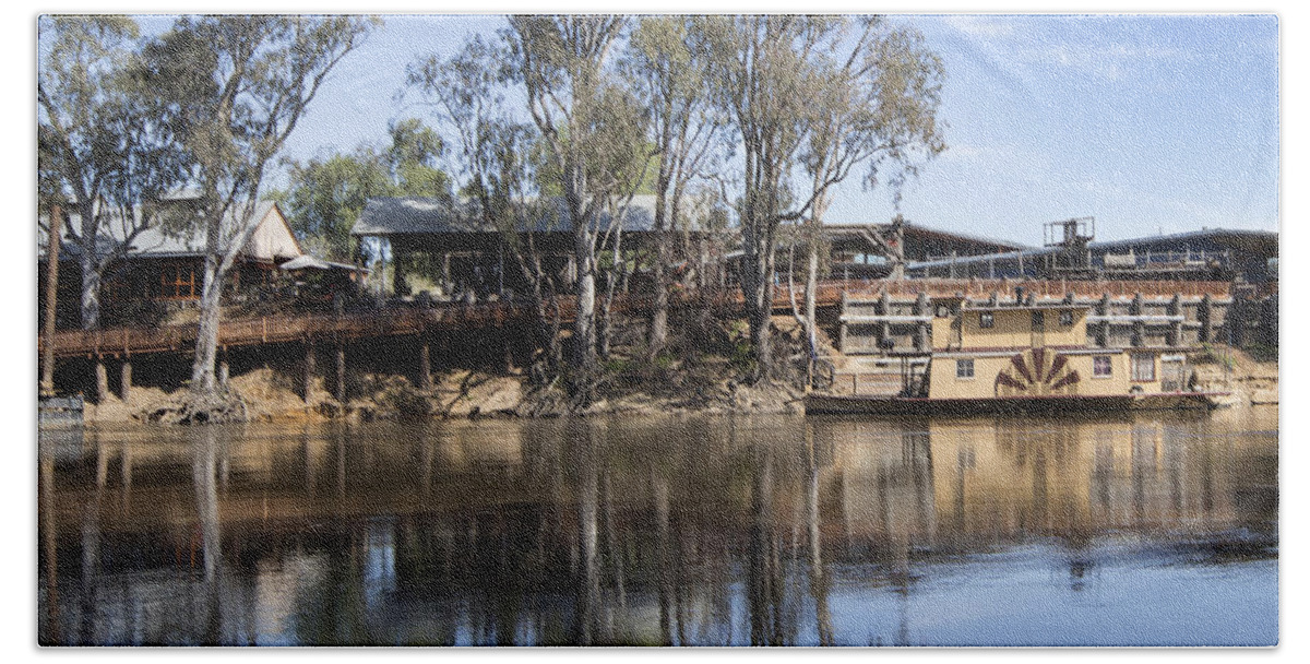 Echuca Beach Sheet featuring the photograph Rolling on the River by Linda Lees
