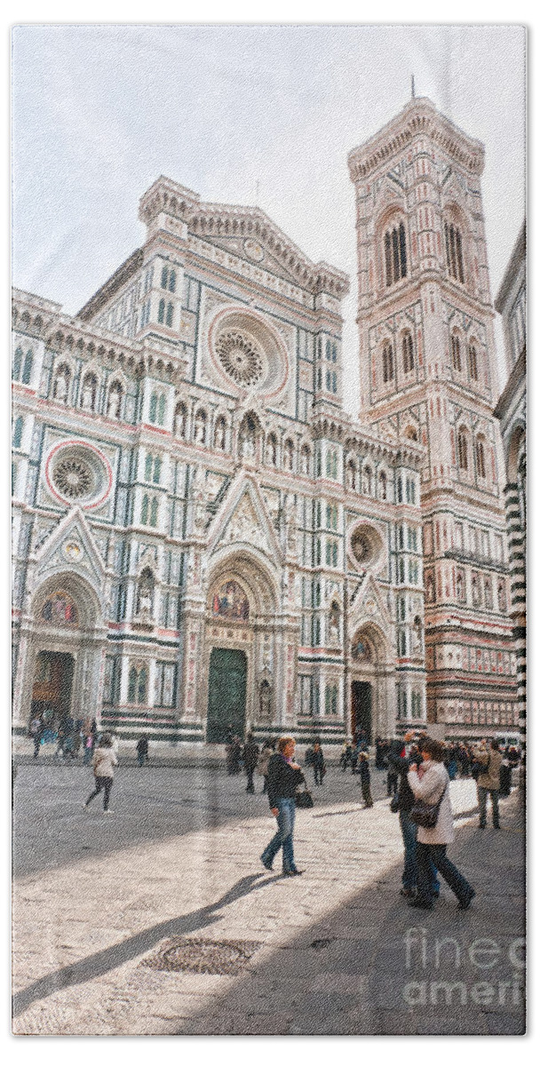 Arch Beach Towel featuring the photograph Santa Maria del Fiore - Florence by Luciano Mortula