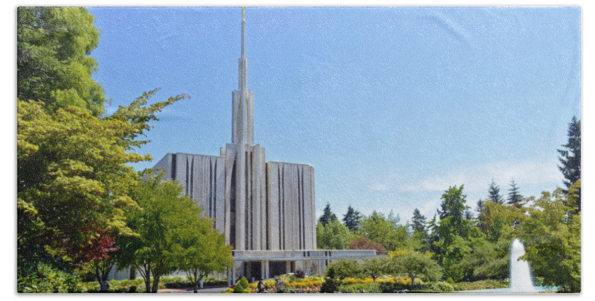 Seattle Beach Towel featuring the photograph Seattle Temple - Horizontal by Shanna Hyatt