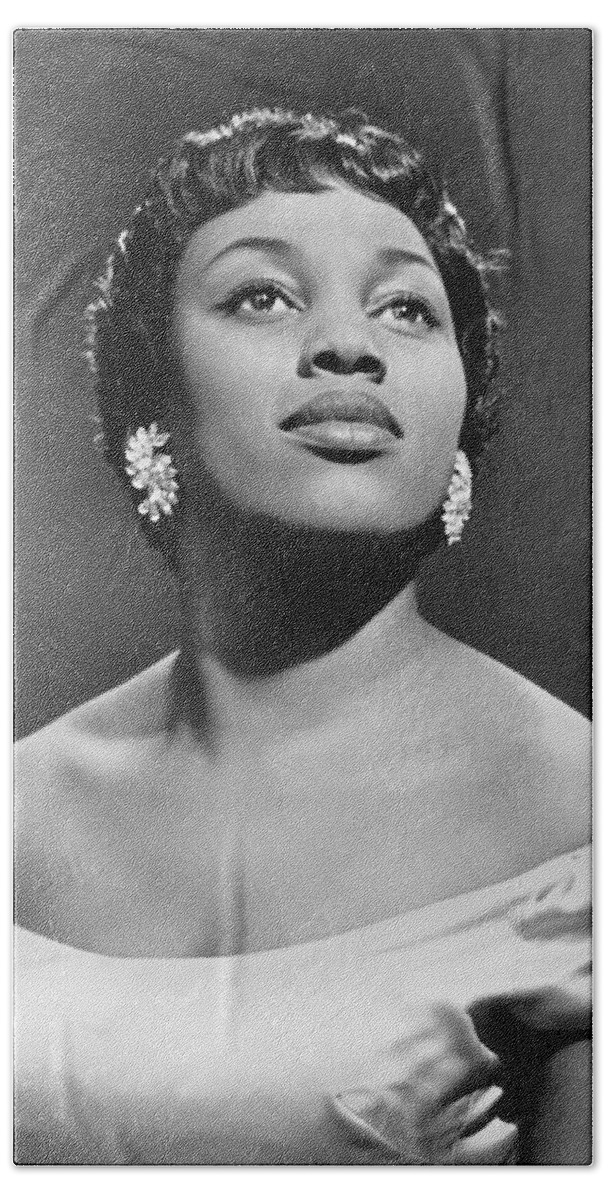 1950's Beach Towel featuring the photograph Soprano Leontyne Price by Underwood Archives