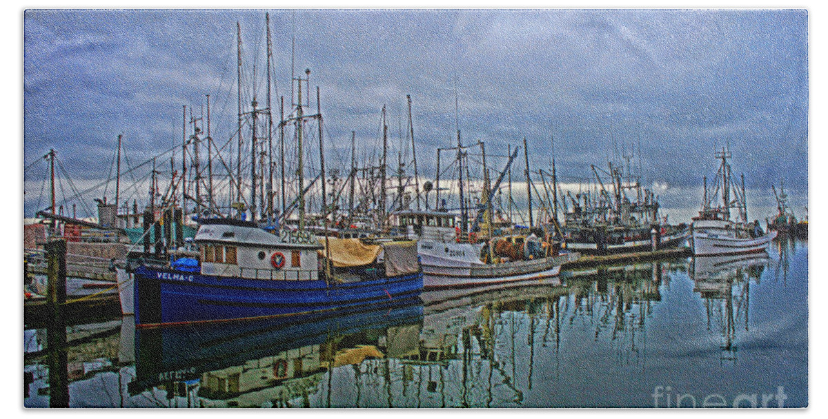 Fishing Boats Beach Towel featuring the photograph Steveston Fishing Docks by Randy Harris