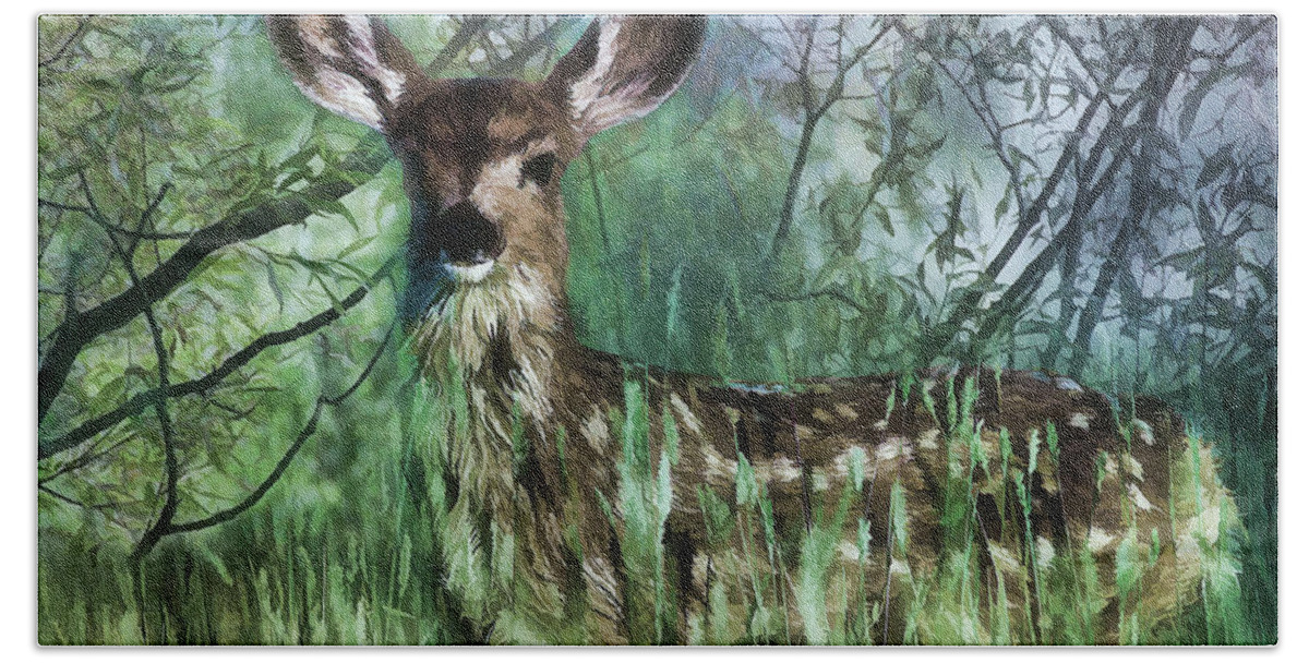 Deer Beach Towel featuring the photograph Stranger in the Mist by Elaine Manley