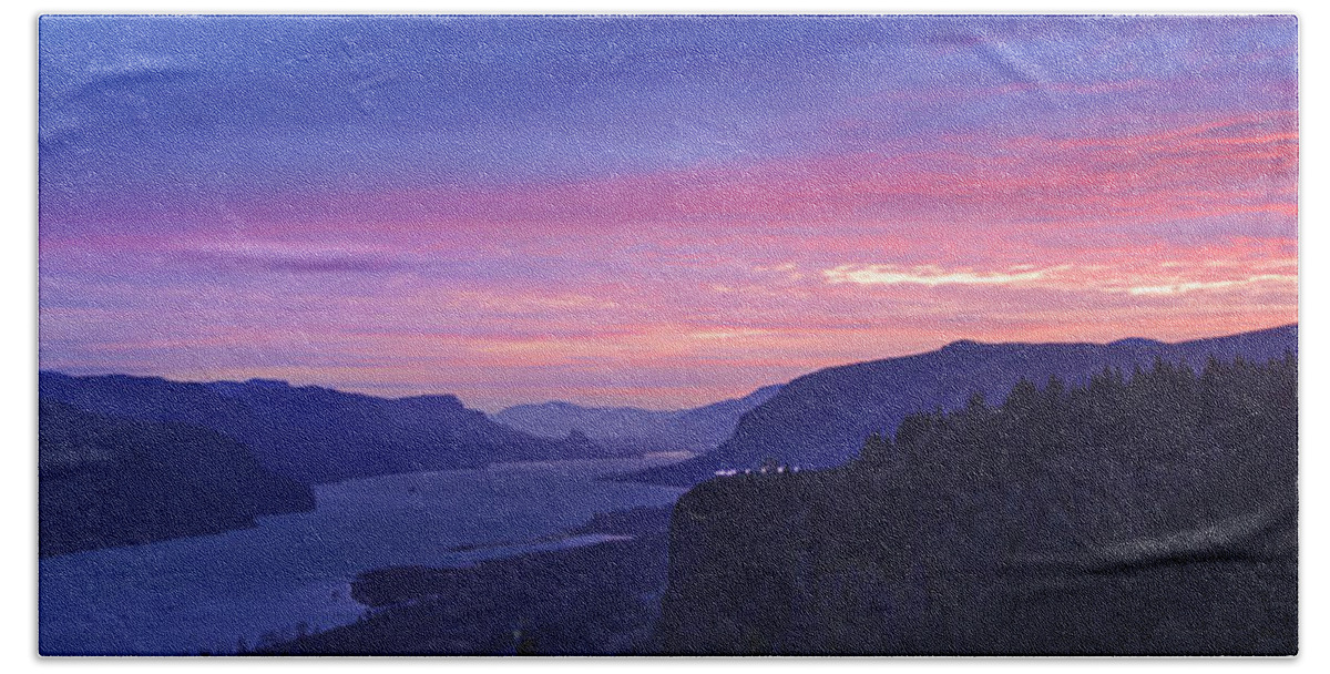 Sunrise Beach Sheet featuring the photograph Sunrise in the Gorge - 01 by Lori Grimmett