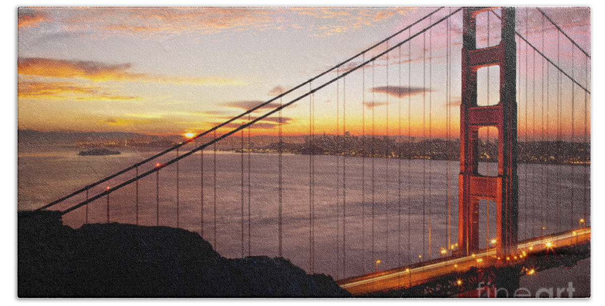 Sunrise Beach Sheet featuring the photograph Sunrise over the Golden Gate Bridge by Brian Jannsen