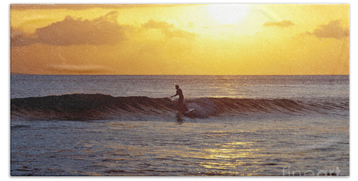 Stand Up Paddling Beach Towel featuring the photograph Sunset Surf Maui by David Olsen