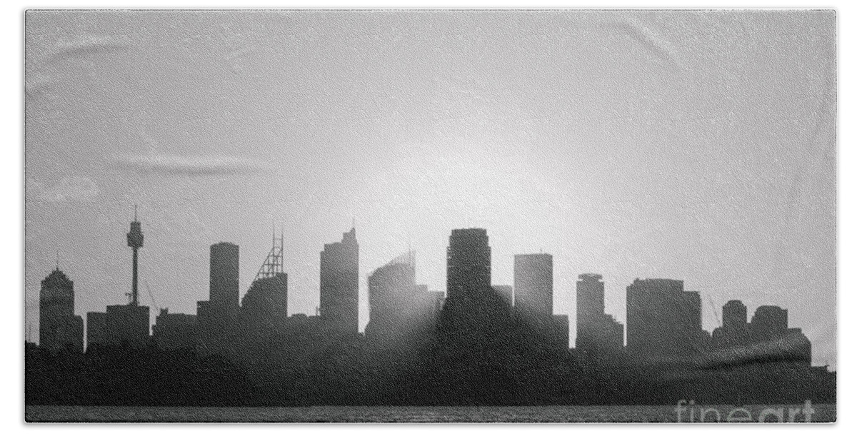 Architecture Beach Towel featuring the photograph Sydney's Evening B/W by Jola Martysz