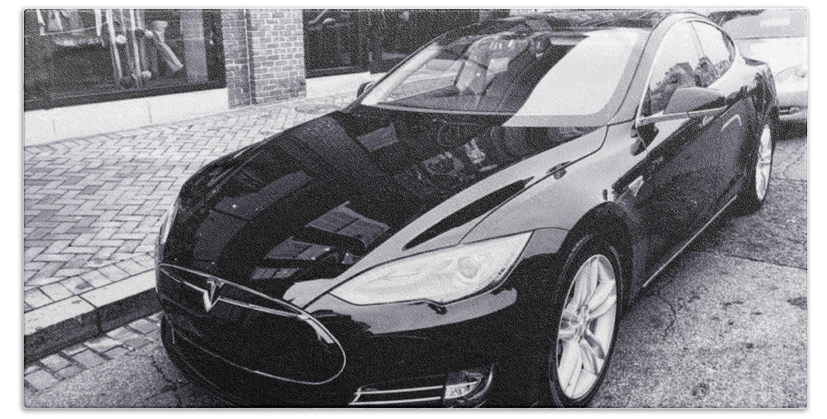 Tesla Beach Sheet featuring the photograph Tesla Model S by Olivier Le Queinec