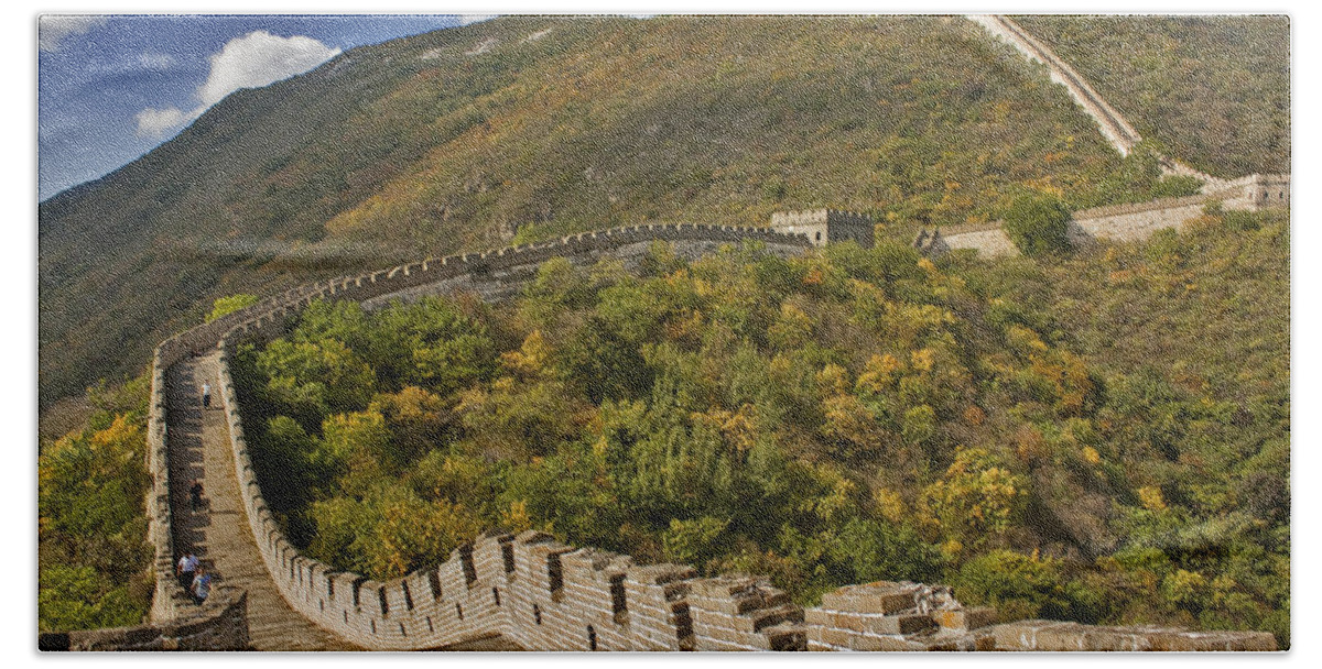 Great Wall Of China Beach Towel featuring the photograph The Great Wall Of China At Mutianyu 2 by Hany J