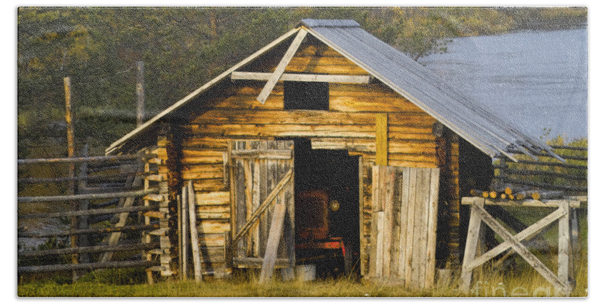 Heiko Beach Towel featuring the photograph The Old Barn by Heiko Koehrer-Wagner