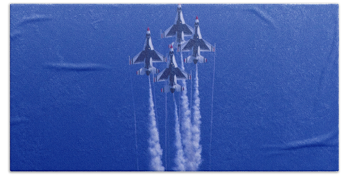 Oc Air Show Beach Towel featuring the photograph Thunderbirds Straight Up by Donna Corless