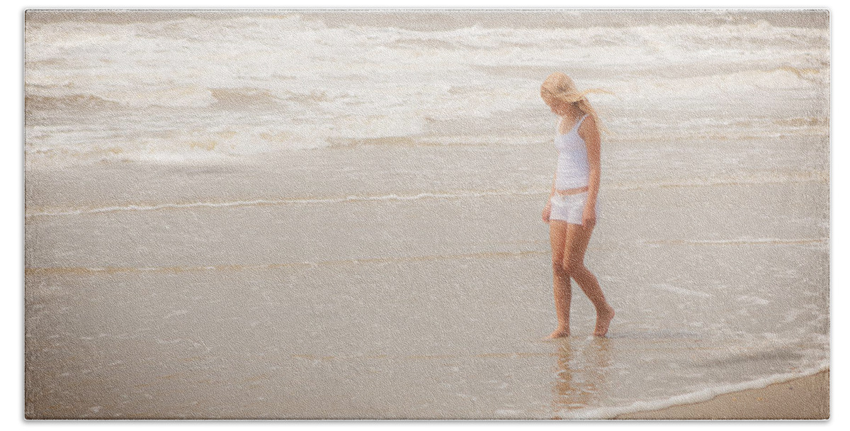 Landscape Beach Sheet featuring the photograph Tranquility by Sennie Pierson