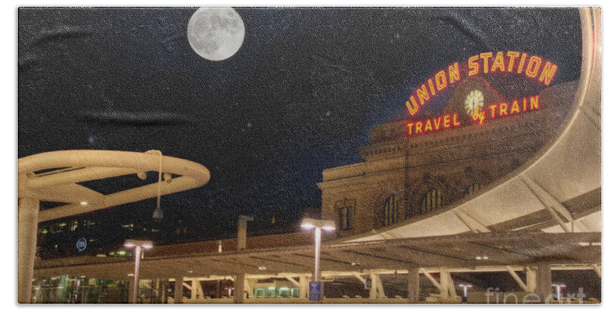 Architecture Beach Sheet featuring the photograph Union Station Denver Under a Full Moon by Juli Scalzi