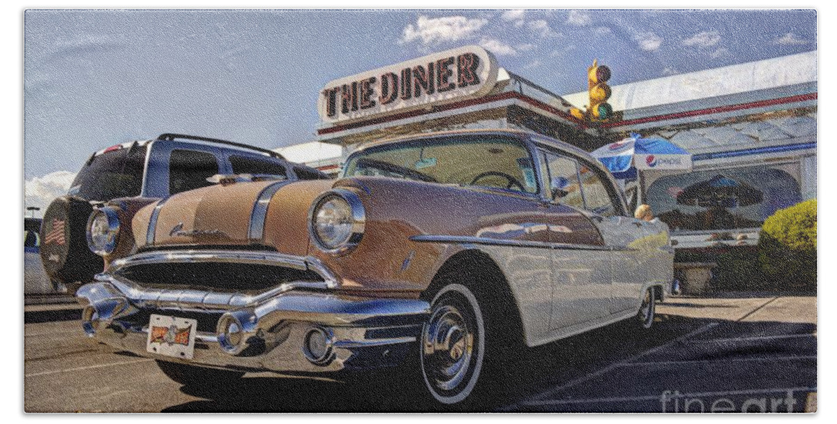 Diner Beach Towel featuring the photograph Vintage Diner by Crystal Nederman
