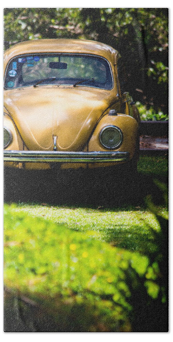 1974 Volkswagen Beetle Beach Sheet featuring the photograph Volkswagen Beetle by Parker Cunningham