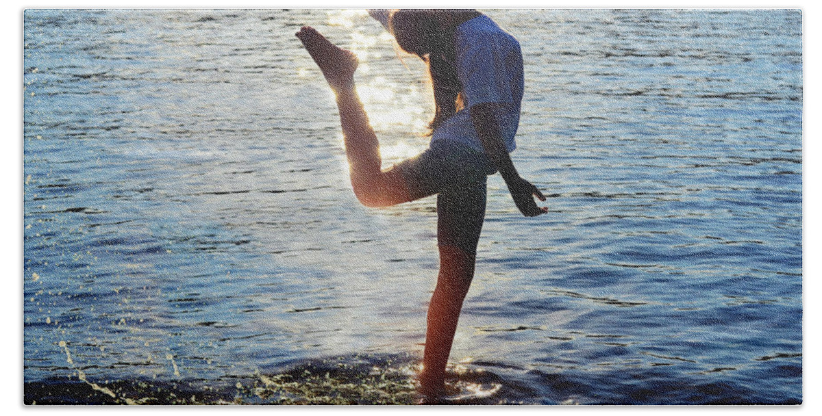 Laura Fasulo Beach Sheet featuring the photograph Water Dancer by Laura Fasulo