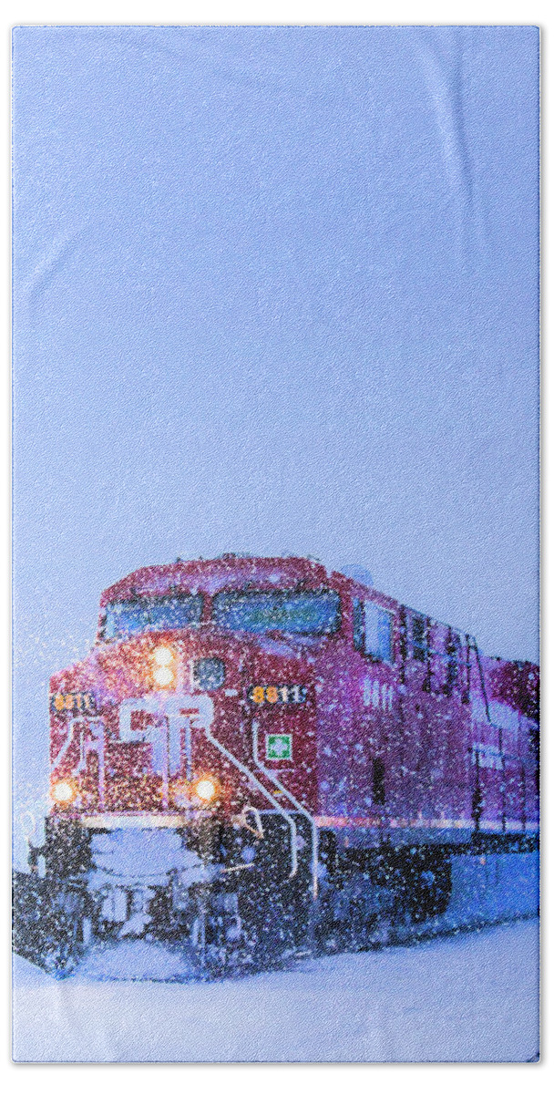 Train Beach Towel featuring the photograph Winter Train 8811 by Theresa Tahara