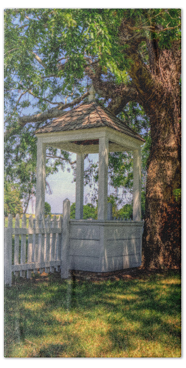 Yorktown Beach Towel featuring the photograph Wishing Well at Yorktown by Jerry Gammon