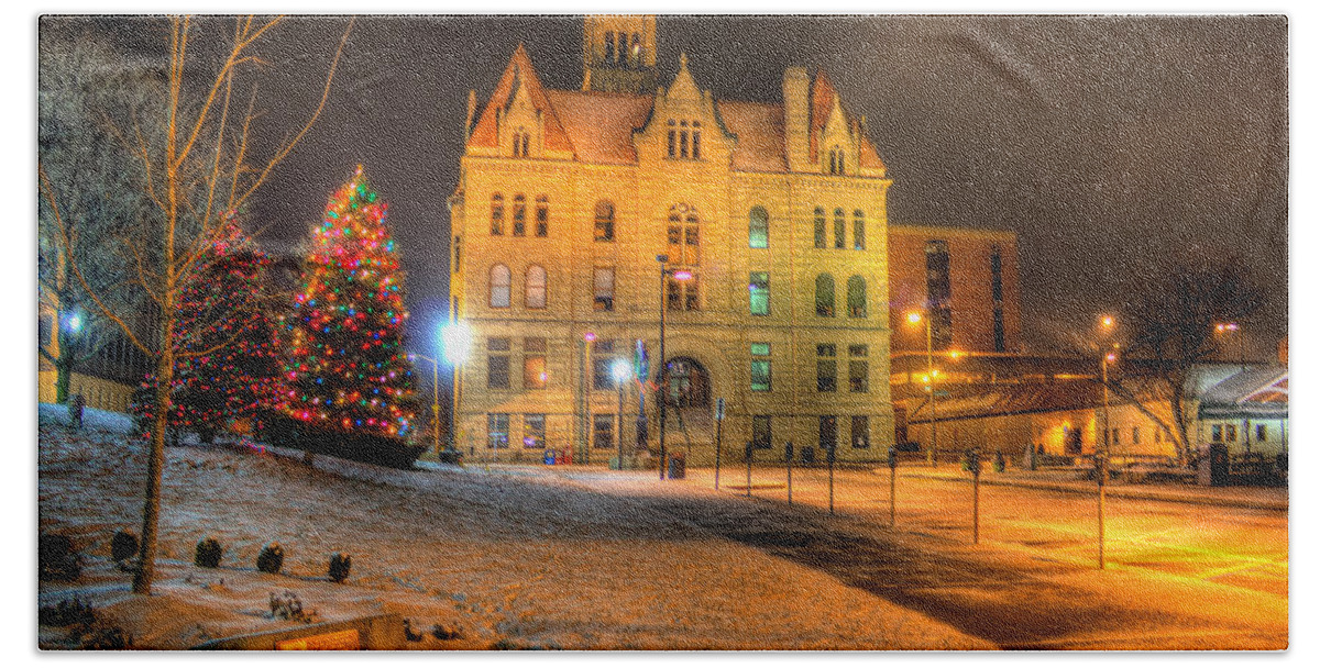 Courthouse Beach Towel featuring the photograph Wood County Courthouse by Jonny D