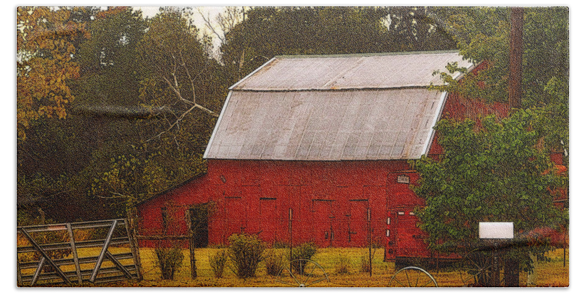 Red Barn Beach Towel featuring the photograph Ozark Red Barn #1 by Lydia Holly