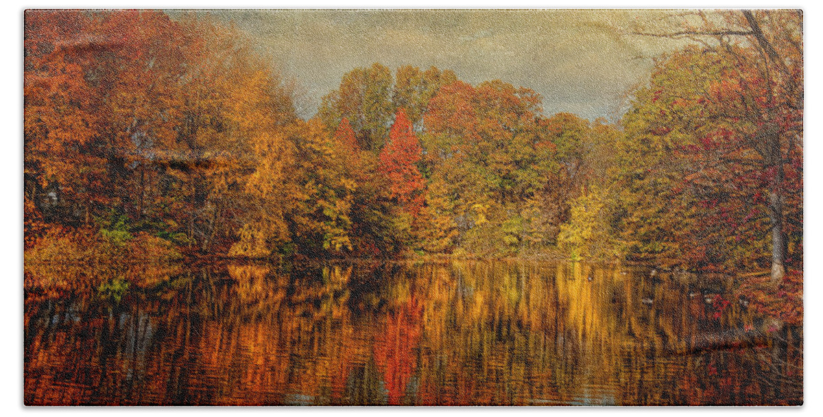 Autumn Beach Sheet featuring the photograph Autumn - Landscape - Tamaques Park - Autumn in Westfield NJ by Mike Savad